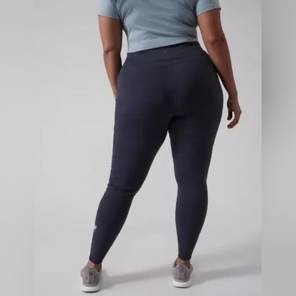 NWT Athleta Altitude Navy Tight in Polartec Power Stretch Size 2X - Picture 4 of 11